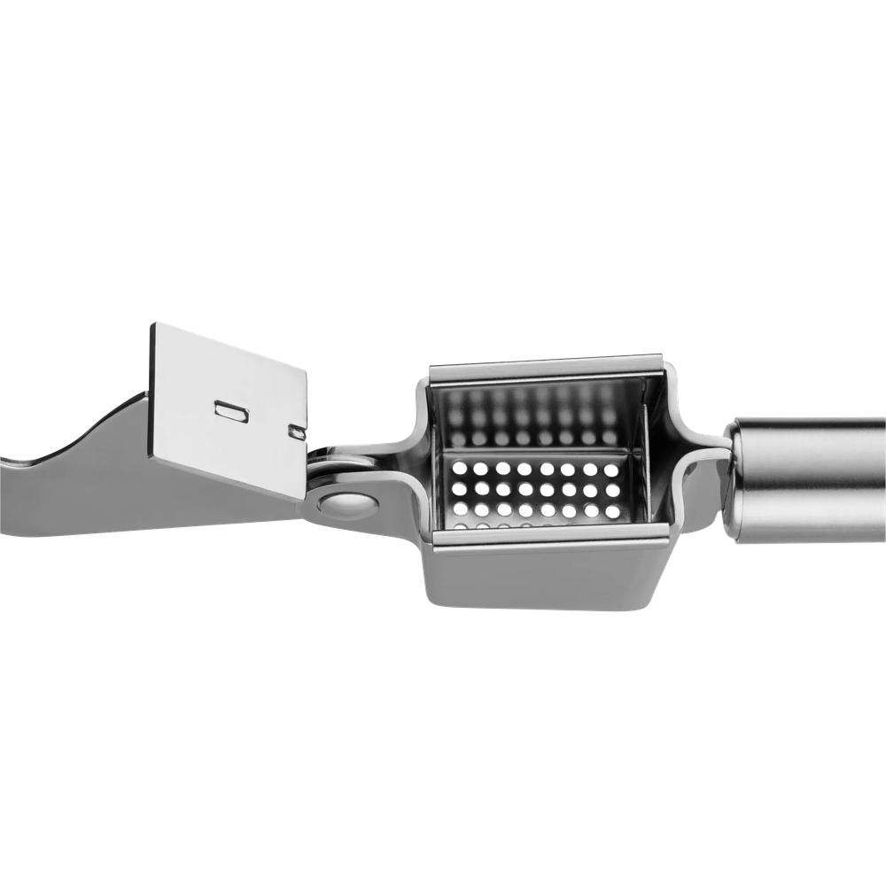 Presa pentru usturoi WMF Profi Plus, 17.5 cm, Cromargan®