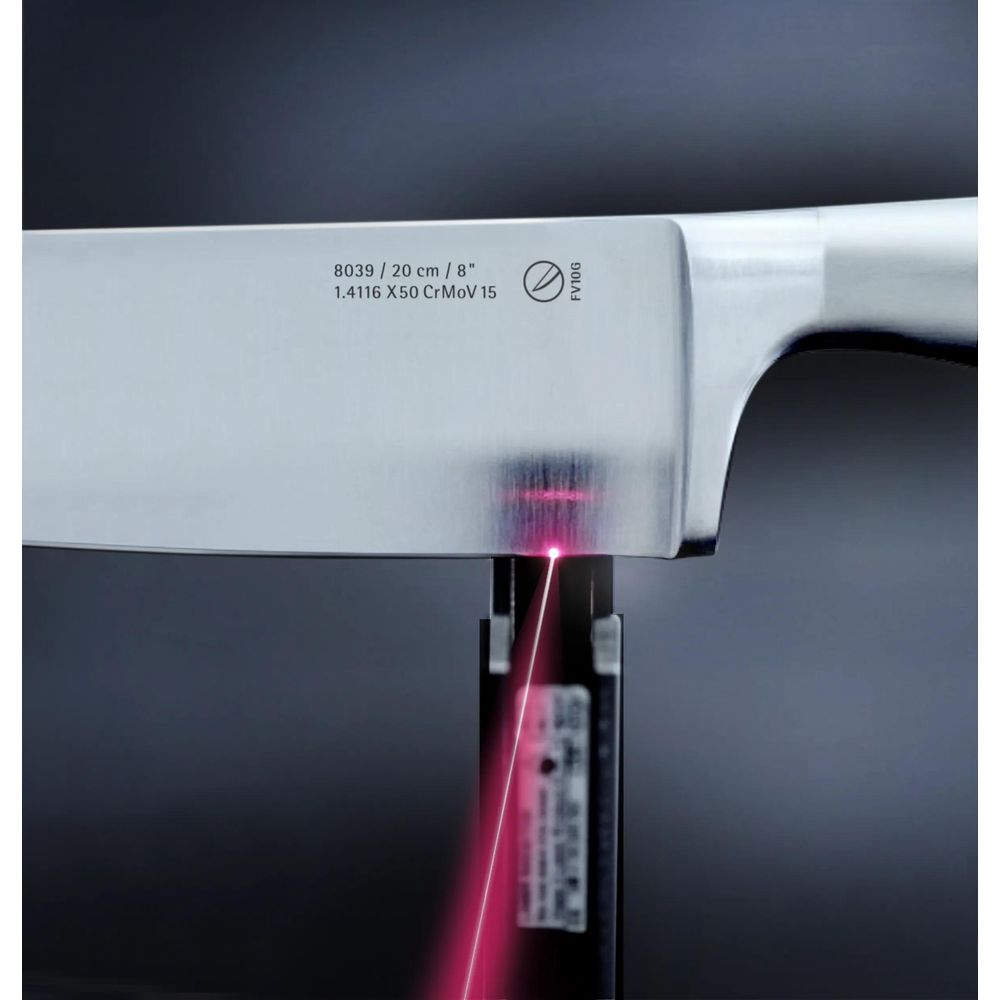 Cutitul bucatarului WMF Grand Gourmet, lama 20 cm, Cromargan®