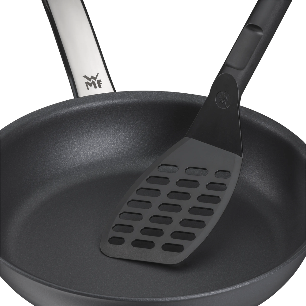 Spatula cu fante WMF, 31 cm, termorezistenta pana la 270°C