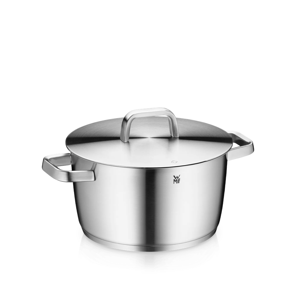 Oala cu capac WMF Iconic de 24 cm, capac din inox, argintiu