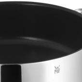 Tigaie pentru servirea tocanitelor WMF de 28 cm cu capac, argintiu