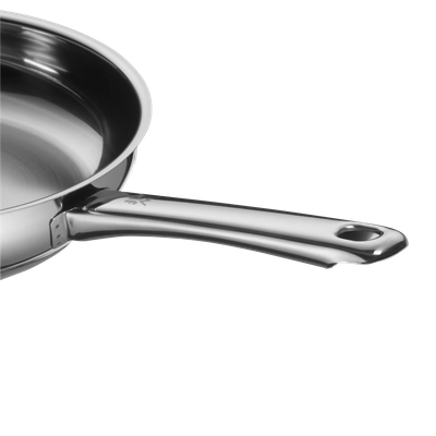 Tigaie WMF Profi, diametru 24 cm, Cromargan®, baza TransTerm®